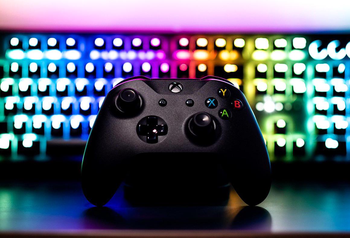 Connect and Explore the Gaming Universe — SpinLegends